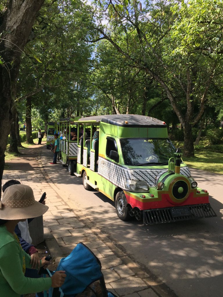 02 park shuttle to the temple.jpg