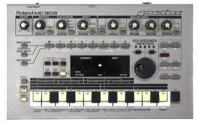 mc-303-vintage-top-down1400x1050 - Editado.png