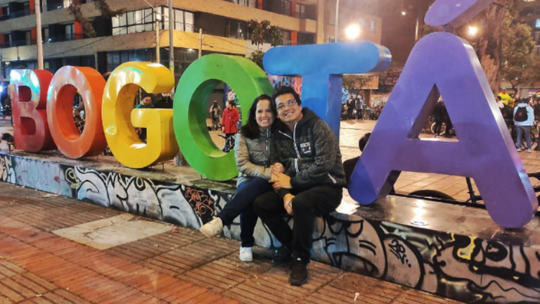 Paseando por las calles de Bogotá.png