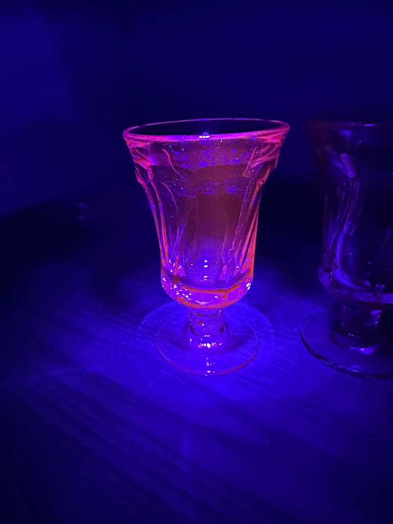 Selenium in UV light