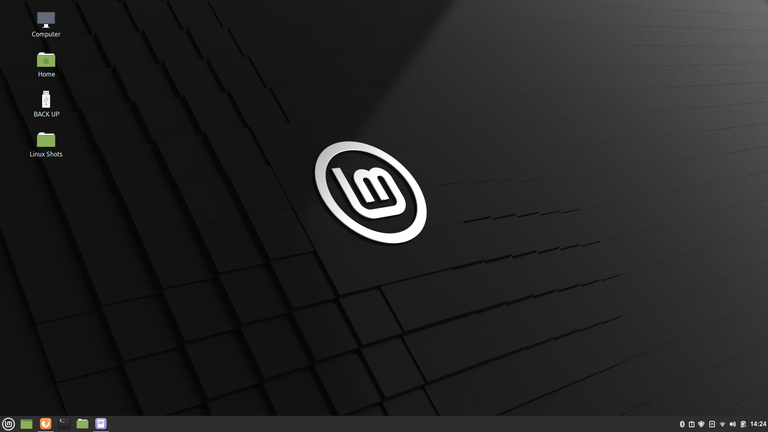 My Linux Desktop on 1-7-2022