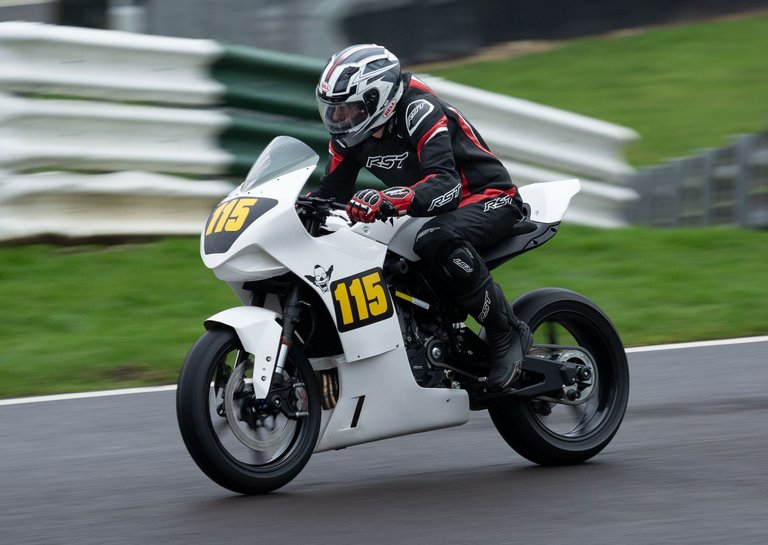 cadwell-44-v2.jpg