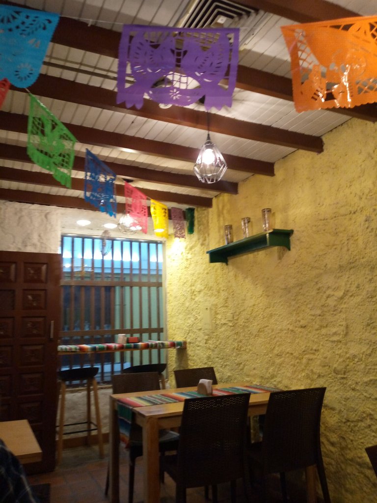 restaurante Cacahuate seis.jpg