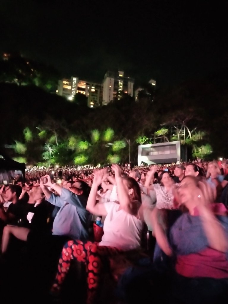 Foto concierto coronación Carlos III  Uno.jpg