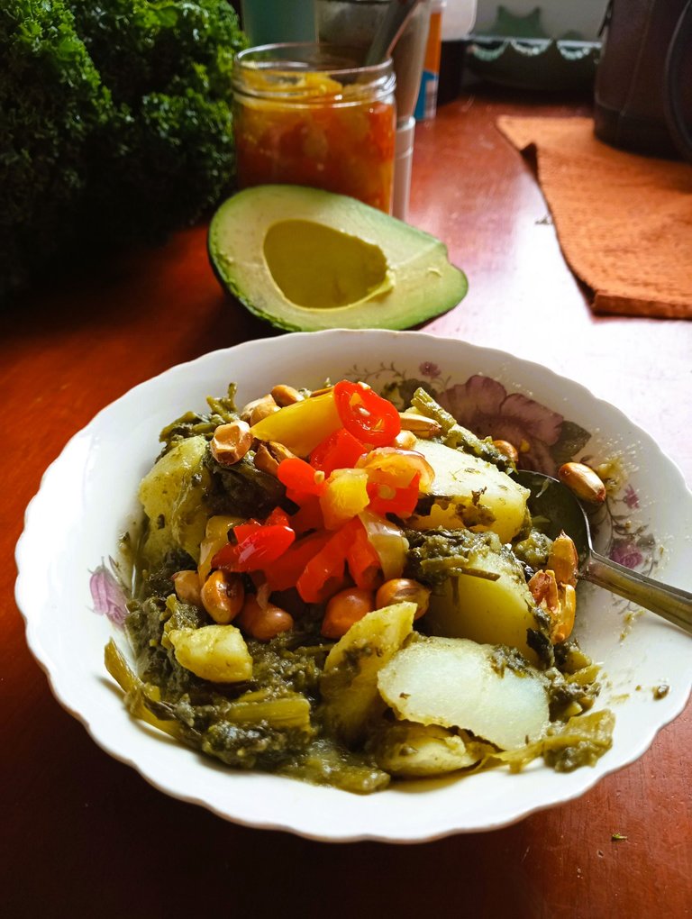 That's how I meat my Papas con Berro. Homemade pineapple-pickles-chili, tostado (fried corn), avocado and lemon juice. Great against hangover, by the way.