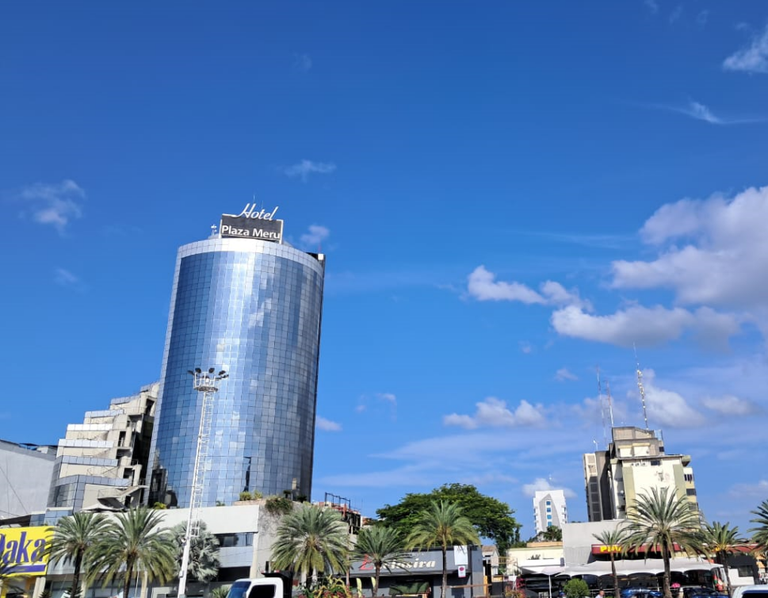 MERU PLAZA (1).png
