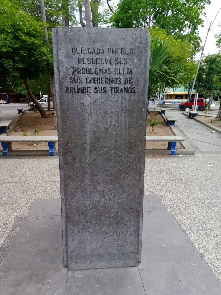 plaza (15).jpeg