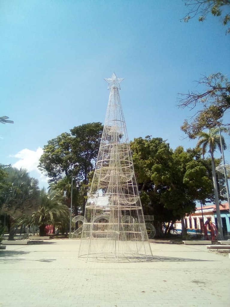 plaza bolívar cumaná (11).jpeg