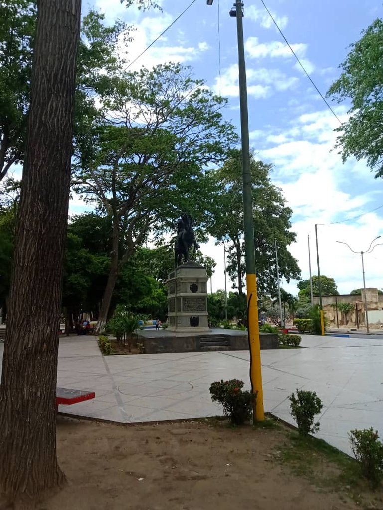 PLAZASUCREEE.jpeg
