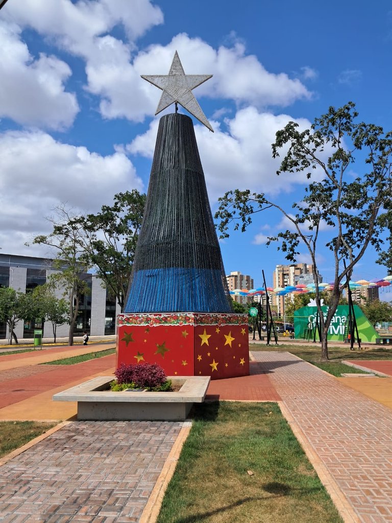 PLAZA EL HIERRO (6).jpeg