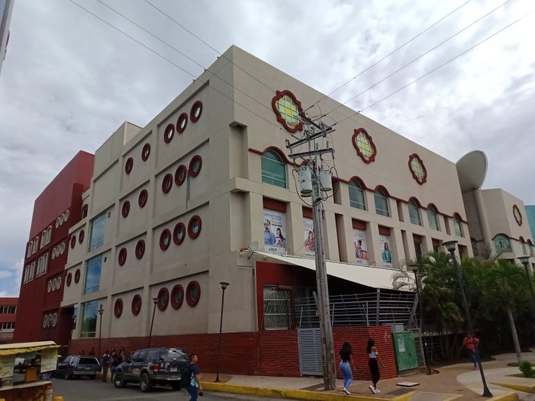 cumaná plaza (33).jpeg