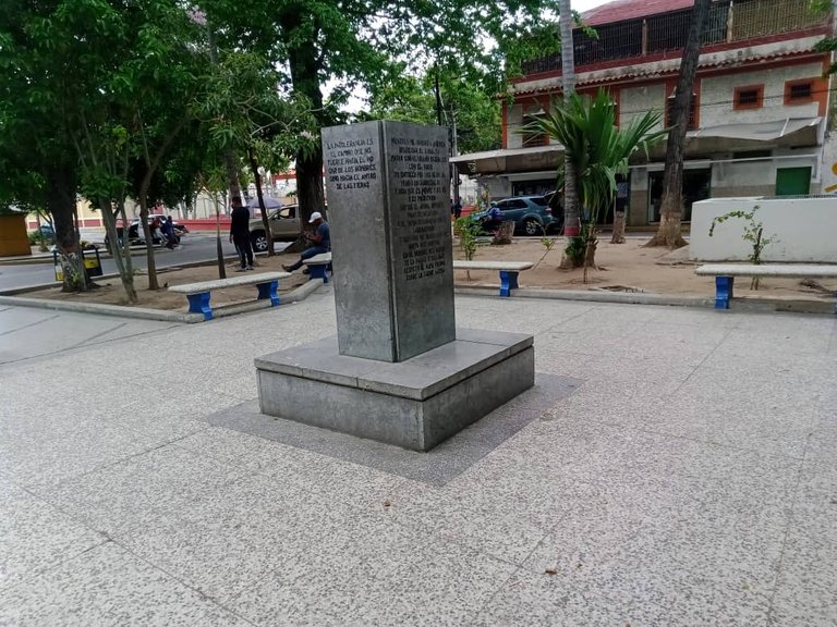 plaza (10).jpeg