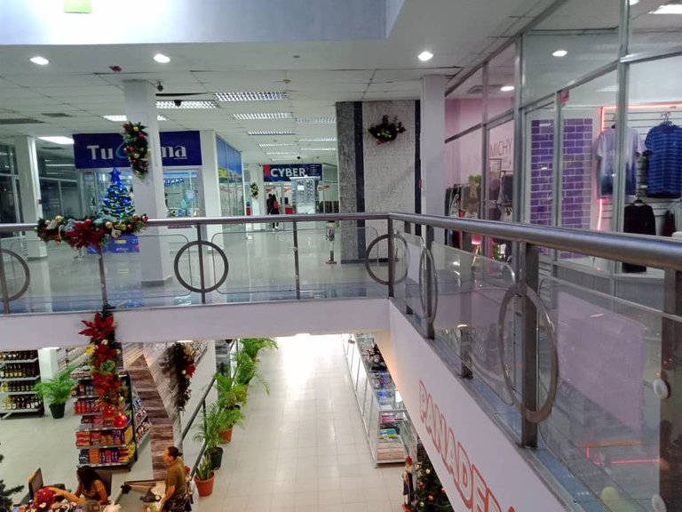 express mall (11).jpeg