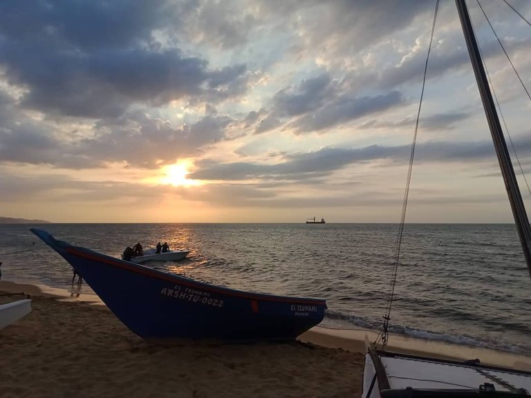 barco aladeriva (6).jpeg