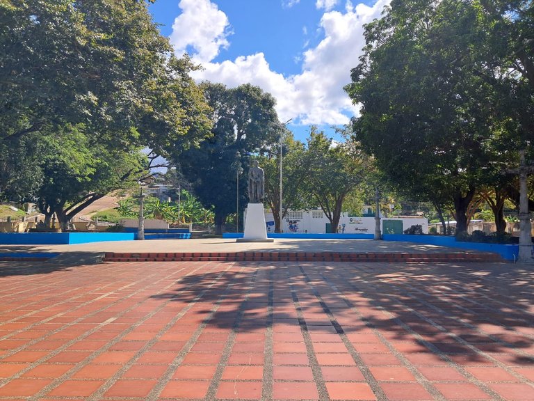 plaza caicara bolivar (24).jpeg