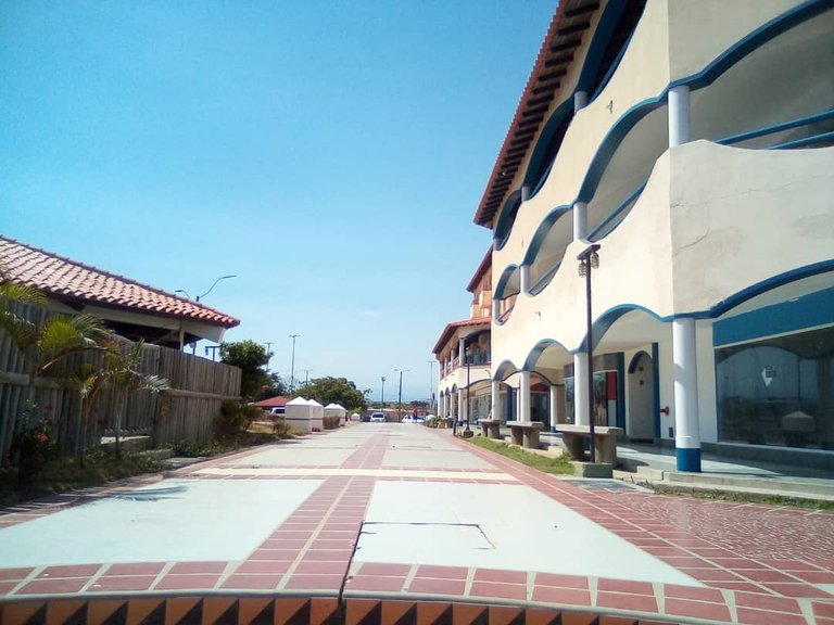 marinas plaza (3).jpeg