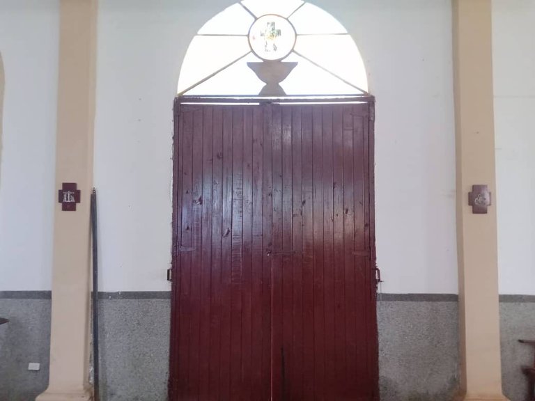 iglesia santa ana (34).jpeg