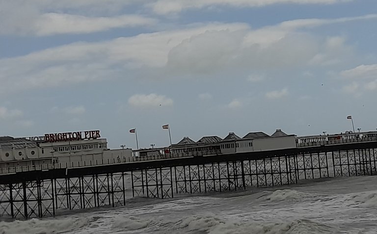 Brighton waves 3.jpg