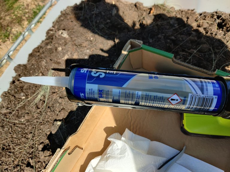 Sealing the Wicking Beds.jpg