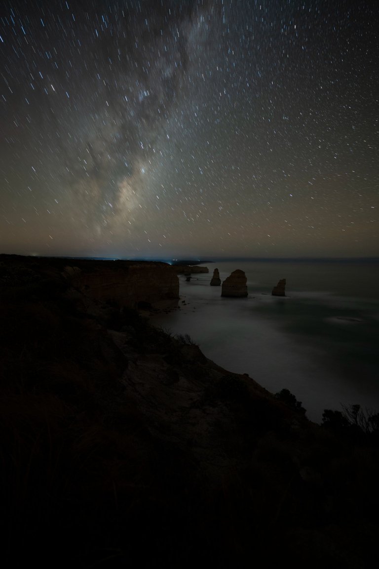 foreground12Apostles.jpg