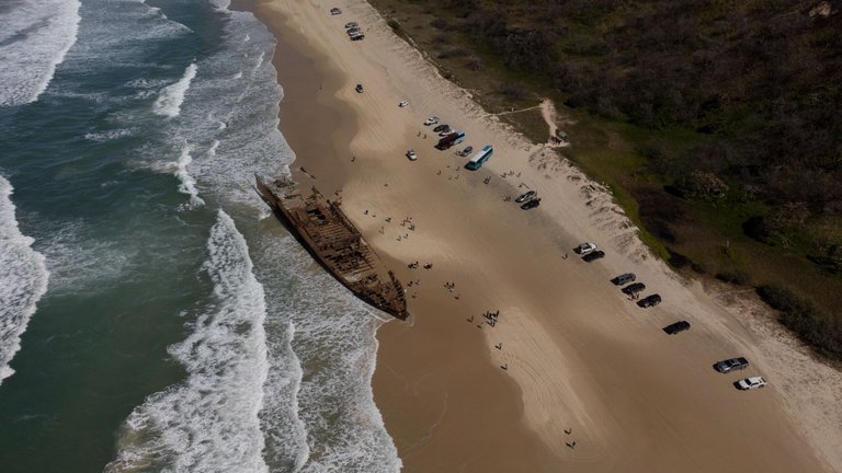 fraserIsland_shipwreck-3.jpg