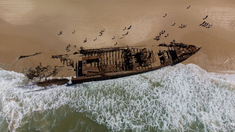 fraserIsland_shipwreck-2.jpg