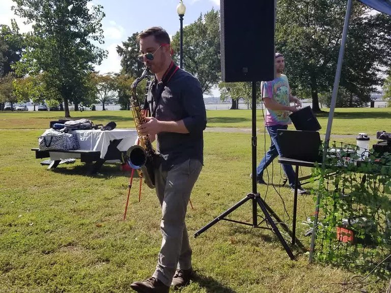 me live hanes point picnic.jpg