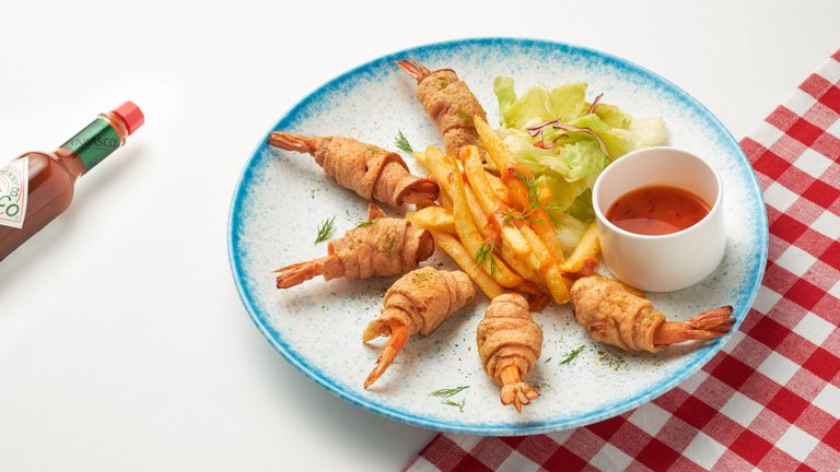 diesel bacon wrapped prawns11381234.jpg