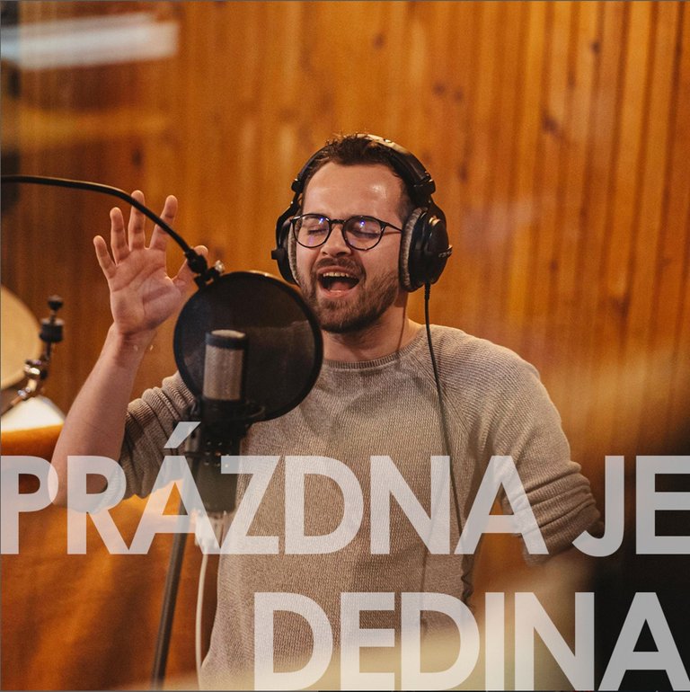 Kronika - Prázdna je dedina.jpg