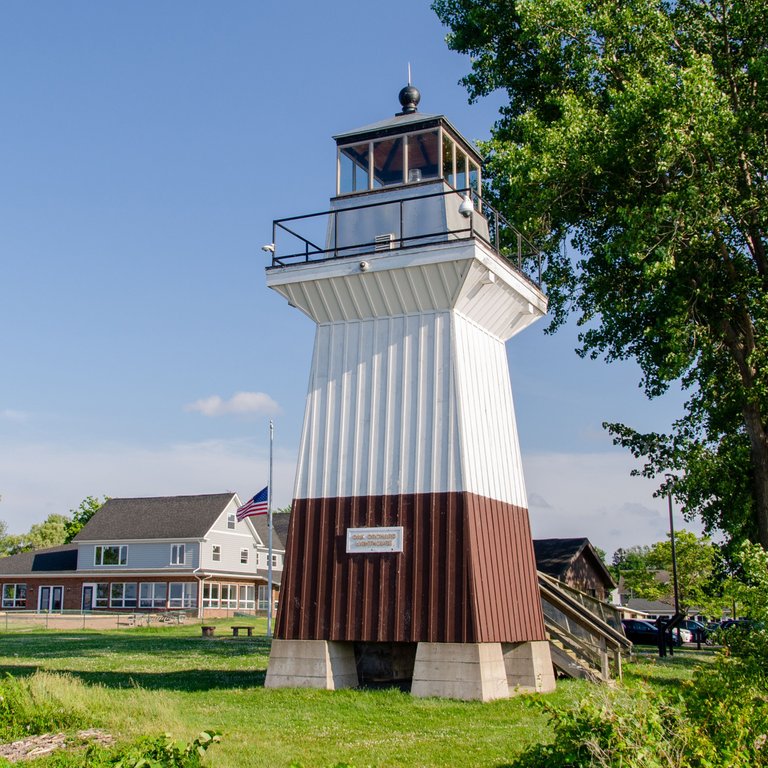 COASTL Oak Orchard Light.jpg