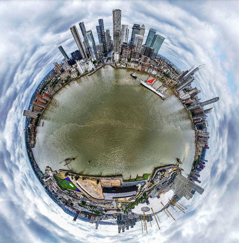 BAP Union Canary Wharf planet.jpg