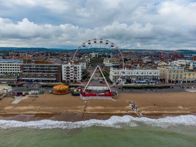 Worthing beach.jpg