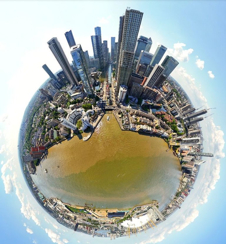 BAP Canary Wharf leaving planet2.jpg