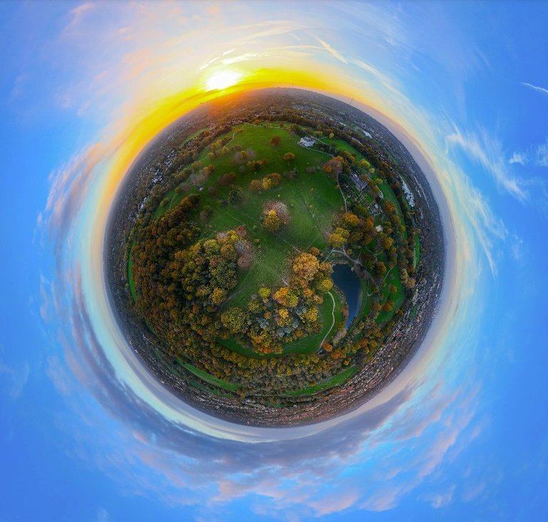 Beckenham Place Park planet.jpg