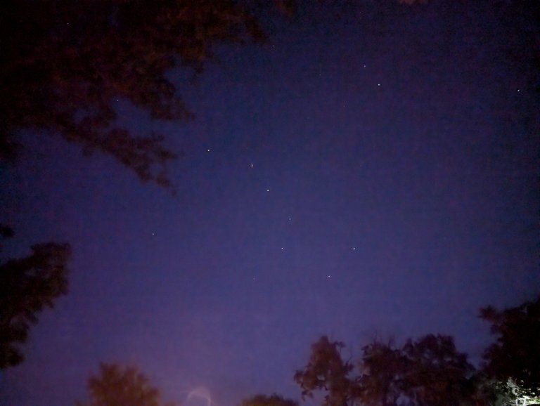 PXL_20250822_015551035.NIGHT.jpg