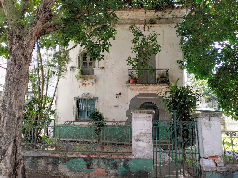 casa urbano.jpg