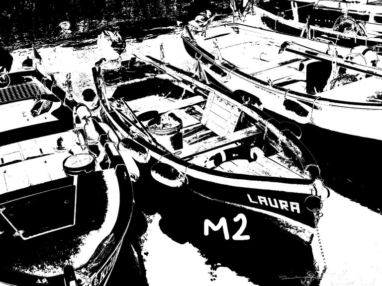 m-2-three-boats-outlier.jpg