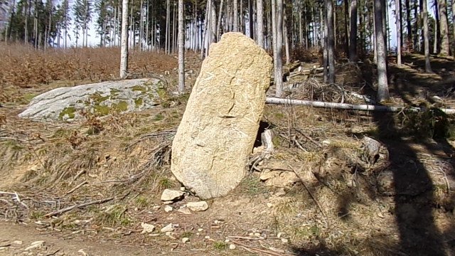 menhir.jpg