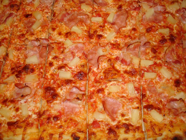 square_pizza.JPG