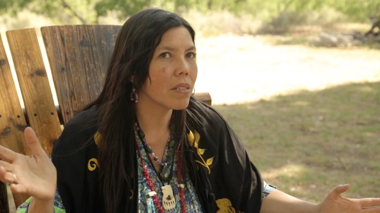 Madi Sato is the founder of Praising Earth, currently leading the Song Carriers movement.