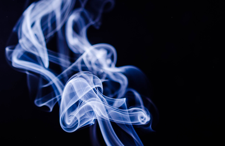 smoke-1001667_1280.png