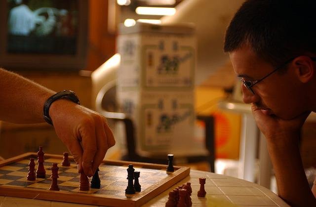 chess-g9db75c0f2_640.jpg