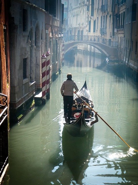 gondola-2092617_640.jpg