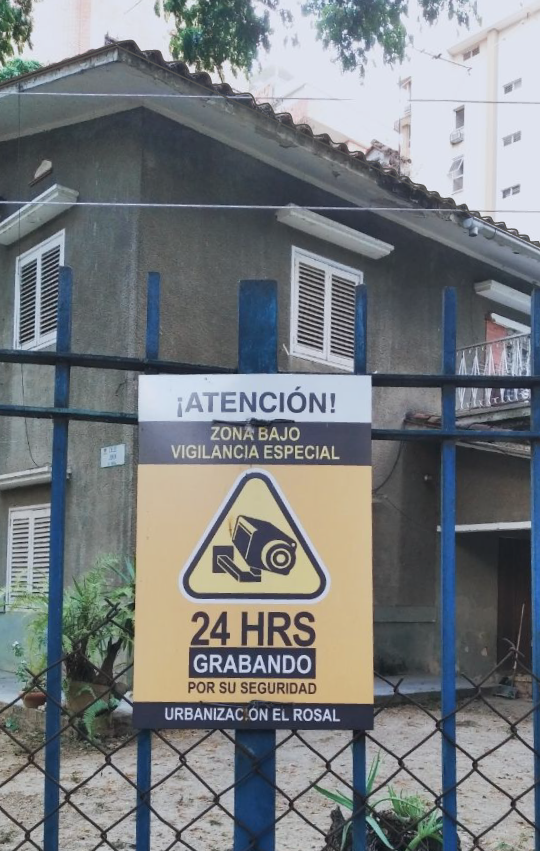 camara 224 horasMesa de trabajo 1 copia 15@1.5x.png