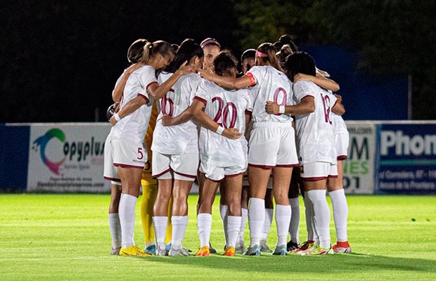 Vinotinto-femenina-federacionvenezolanadefutbo.jpg