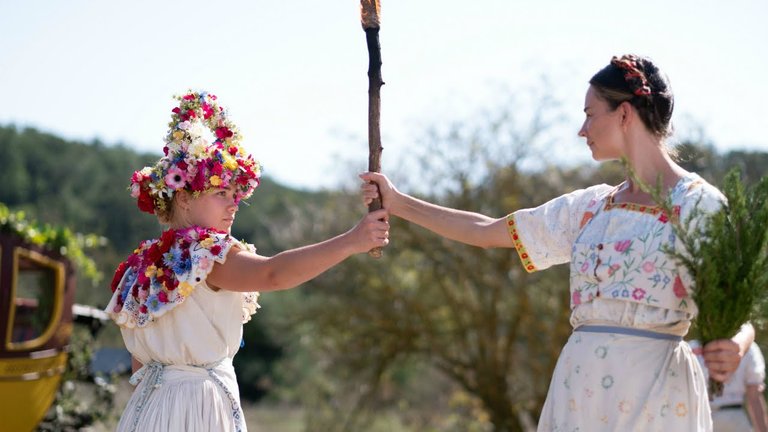 midsommar-pelicula-ari-aster-horror-resena-review-opinion-critica-14.jpg