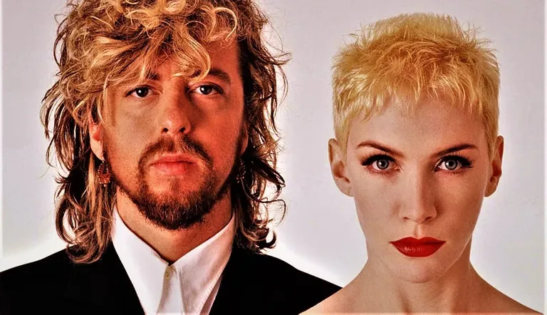 eurythmics-1-e1620844206111.webp