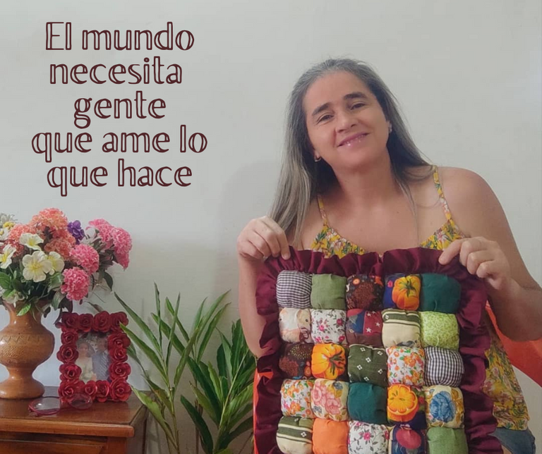 El crochet mantiene mis manos ocupadas, mi mente tranquila y mi corazon feliz. (10).png