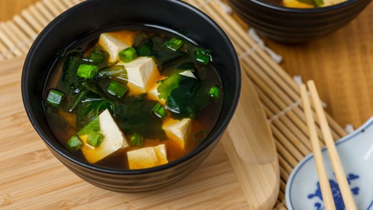 sopa miso.jpg