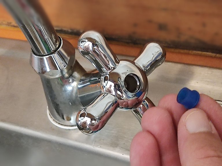 Kitchen tap 25.jpg